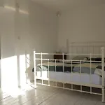 Light Filled Spacious Penthouse In Centre شقة *