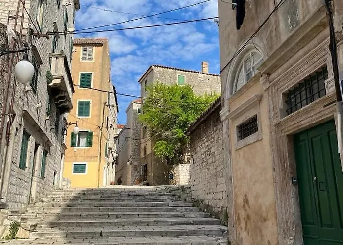 Appartement Light Filled Spacious Penthouse In Centre *